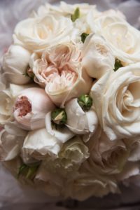 professional photo of wedding flowers